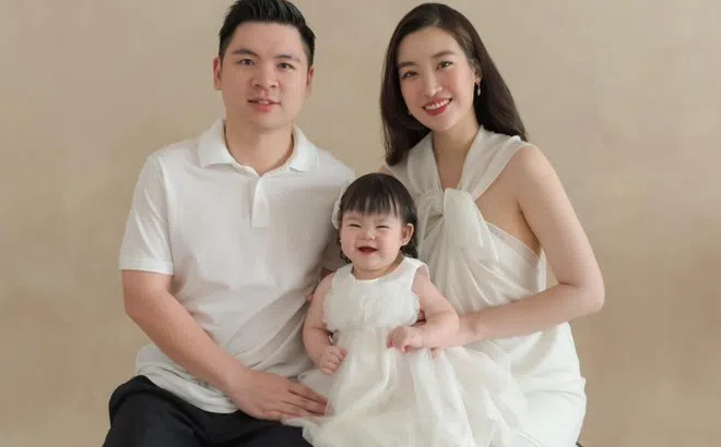 Đỗ Mỹ Linh chính thức công khai diện mạo cháu gái Bầu Hiển, khẳng định bé Tuệ An giống mẹ như đúc