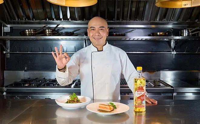 Vua đầu bếp Ngô Thanh Hòa: “Chọn dầu ăn kết hợp 3 thành phần giúp món chiên xào ngon, tốt cho sức khỏe”