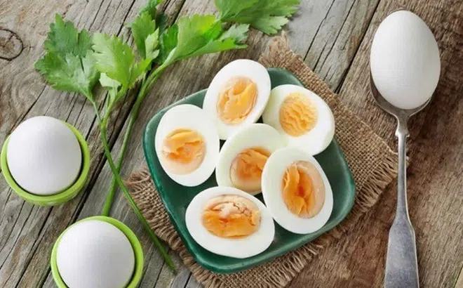 11 thực phẩm 5.000 đồng có thể mua, cực tốt cho chị em phụ nữ vì giàu vitamin, giúp phục hồi tóc hư tổn