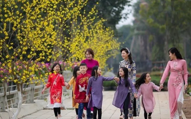 Đầu năm đi du xuân, vui chơi lễ hội, cả người lớn và trẻ nhỏ cần ghi nhớ 3 điều đơn giản này để bảo vệ sức khỏe