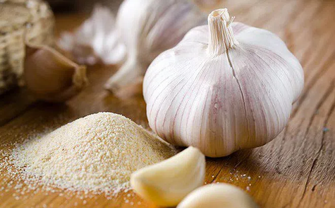 Cách dùng tỏi phòng chống cúm