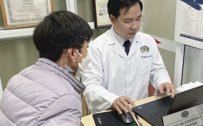 Nam thanh niên mắc sùi mào gà sau khi gặp bạn gái quen qua mạng