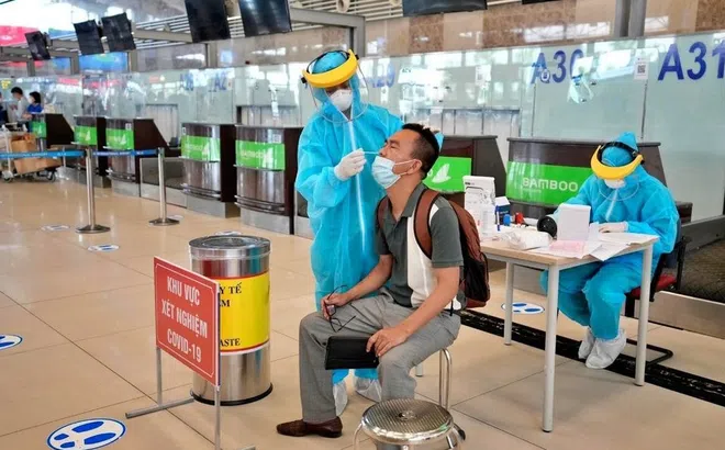 Ngành y tế Tp.HCM thông tin về biến thể phụ JN.1 ở người mắc Covid-19