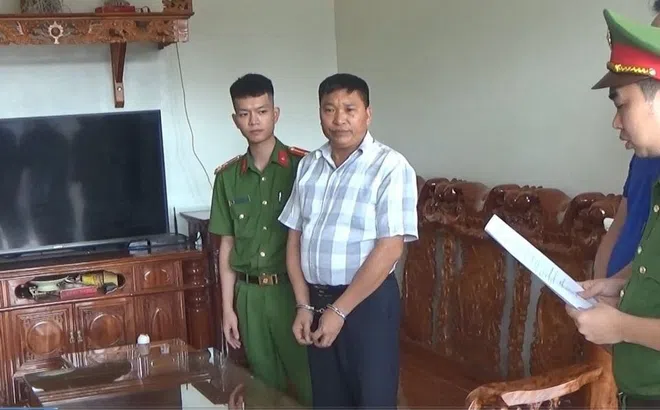 “Bắt tay” mua bán trái phép 131 hóa đơn, 2 giám đốc và kế toán bị bắt