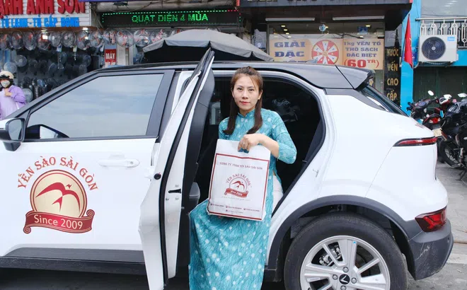 Tại sao Yến Sào Sài Gòn lại chọn giao hàng bằng ô tô thay vì xe máy hay shipper?