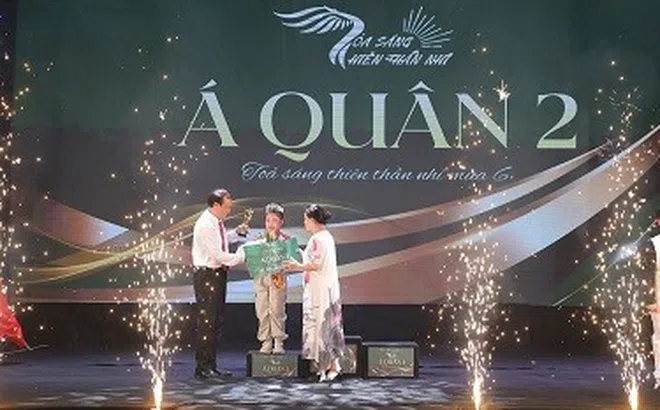 Châu Thiên Hương: Từ Tiếng hát Hoa phượng đỏ đến Á quân “Tỏa sáng Thiên Thần Nhí”