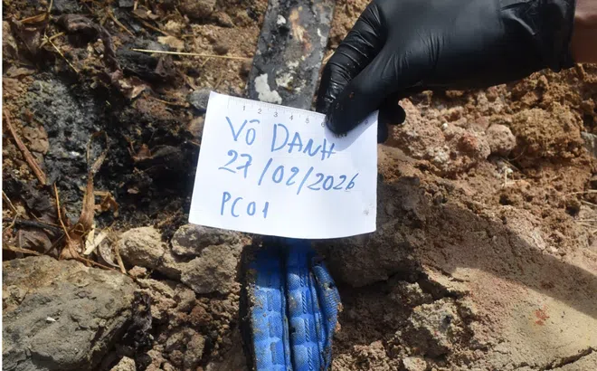 Phát hiện thi thể cháy đen, mất một cánh tay ở khu đất trống tại TP.HCM, công an truy tìm tung tích nạn nhân