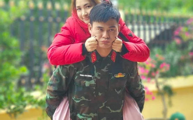 Hòa Minzy tiết lộ thời điểm lên xe hoa, Đại úy Thăng Văn Cương nhắn nhủ ngọt ngào tới vợ