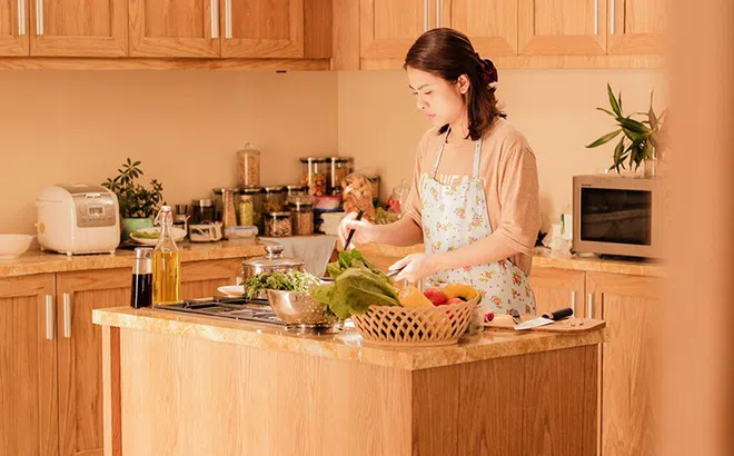 Bí quyết nấu ăn ngon giúp phụ nữ giữ lửa hạnh phúc gia đình, chồng con càng thêm yêu thương