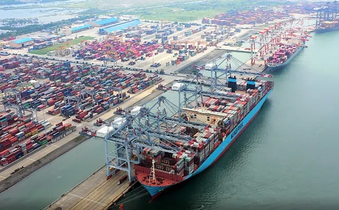 Lộ diện "ông lớn" vận tải bỏ túi 1 tỷ USD chỉ sau 1 tuần