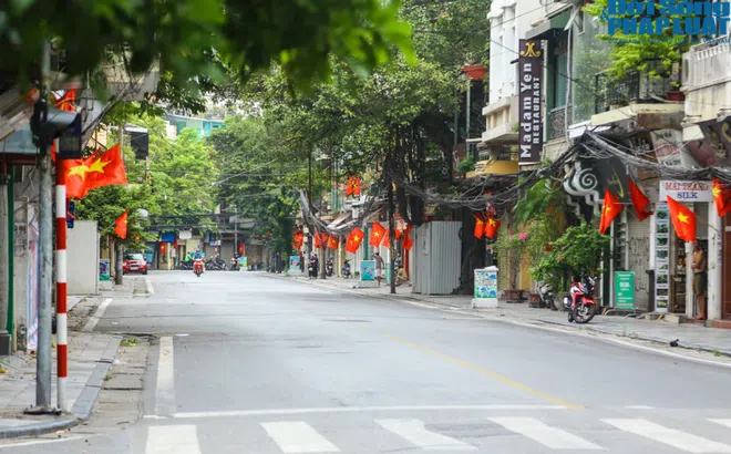 Hà Nội vắng lặng trong ngày Quốc khánh đặc biệt