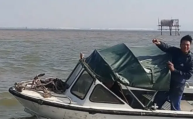 Vụ ngư dân Hải Phòng bị đe dọa: Bàn kế hoạch nhổ bãi cọc trái phép