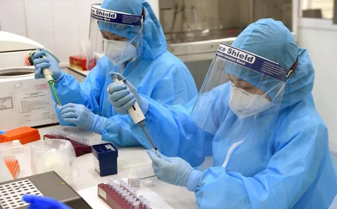 Trẻ F0 đã khỏi Covid-19 có cần tiêm vaccine nữa không?