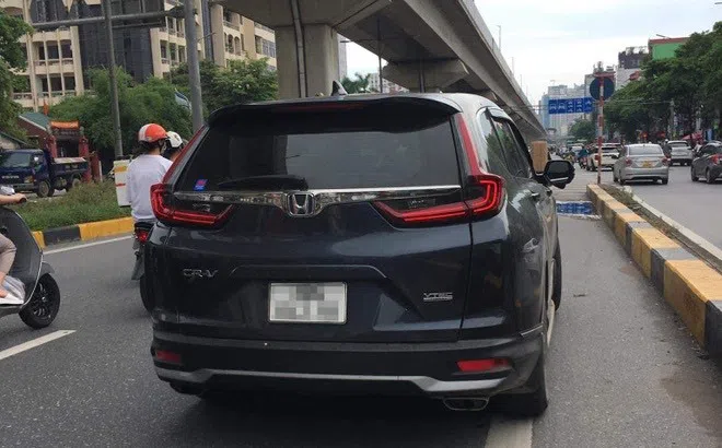 Công an xác minh vụ nam thanh niên tố bị tài xế Honda CR-V hành hung