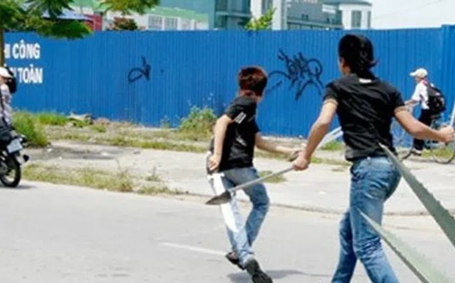 Thanh Hóa: Thanh niên vác dao chém bạn thân vì nghi ngờ yêu đương với người yêu cũ