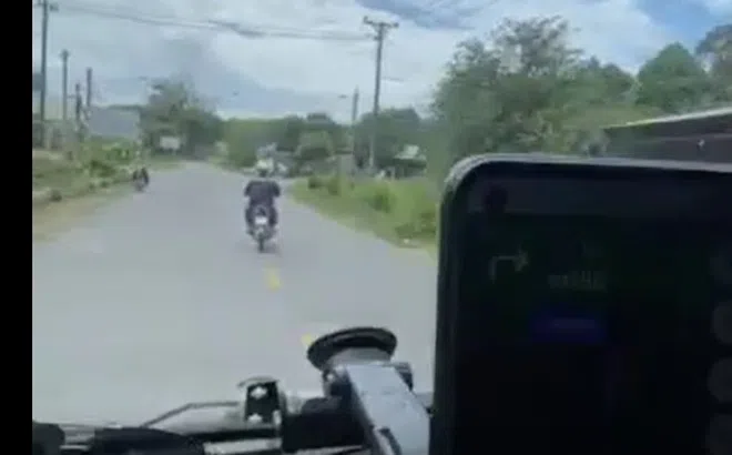 Công an làm việc với lái xe máy chặn đường xe cứu thương ở Bình Dương