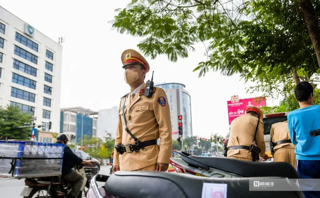 Xử lý nhiều học sinh vi phạm giao thông trong buổi học đầu năm 2024