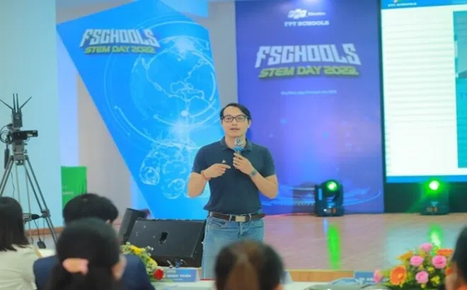 Dạy thêm, học thêm: Mâu thuẫn lợi ích khi giáo viên được dạy học sinh chính khoá