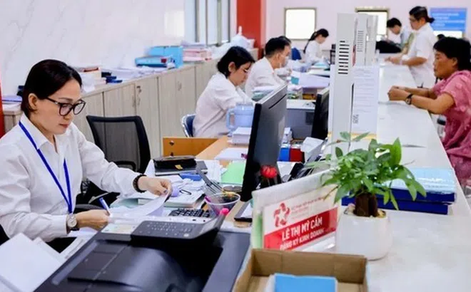 CBCCVC và Người lao động được nhận chính xác 2.000.000 đồng đến 30/6/2027 theo Nghị quyết 02 tiền chi phí đi lại khi làm việc ở đâu?