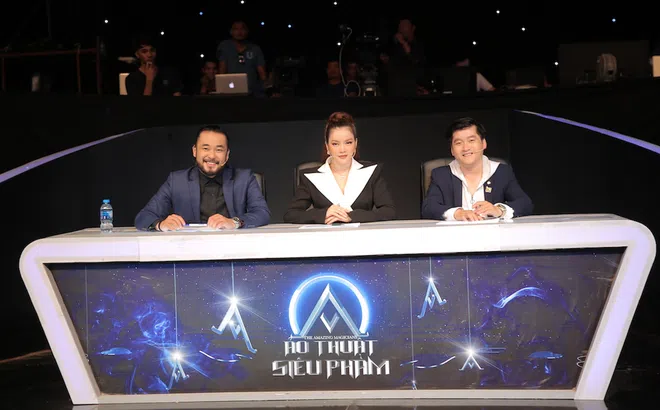 Lý Nhã Kỳ nín thở trước tiết mục ảo thuật nguy hiểm chưa từng có trong đêm chung kết