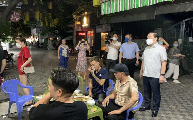 Hà Nội yêu cầu xử lý nghiêm các nhà hàng cố tình mở cửa sau 21h