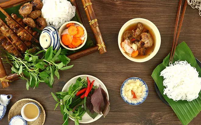 Tự làm bún chả bằng nồi chiên không dầu, món ngon chưa bao giờ đơn giản đến vậy