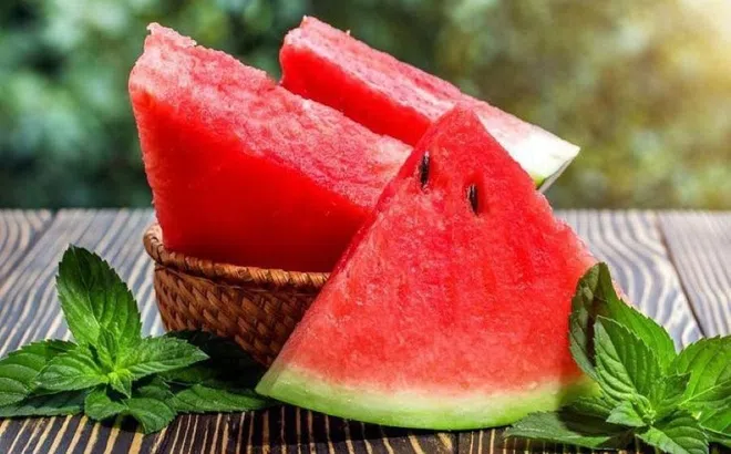 Những điều nên biết khi ăn dưa hấu, cẩn thận kẻo ngộ độc