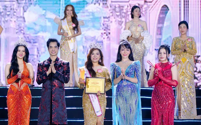 Hoa hậu Doanh nhân Hương sắc Việt Nam 2025: Phó giám đốc xe điện BYD EV AUTO Đắk Lắk đạt Á hậu 2