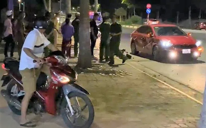 Điều tra vụ xô xát, đâm xe ô tô vào nhau nghi liên quan vay mượn nợ