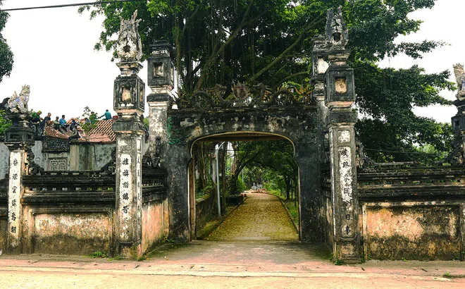 Ngôi đền hơn 300 năm tuổi và câu chuyện về người thầy nổi tiếng ở Phú Thọ