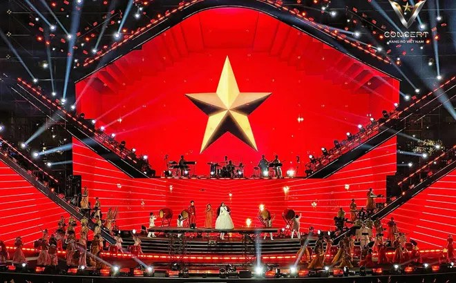Mãn nhãn đêm nhạc V Concert - Rạng rỡ Việt Nam với 25.000 khán giả