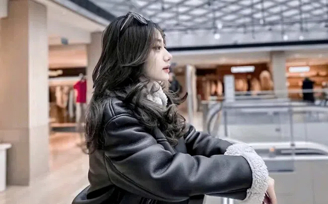 Hành trình của Trần Hà Linh: Bí quyết trở thành idol triệu người hâm mộ