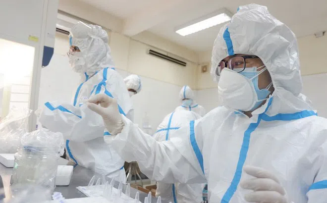 Tình hình dịch COVID-19 mới nhất hôm nay: Không ghi nhận ca mắc mới, 01 trường hợp nặng phải thở máy xâm nhập