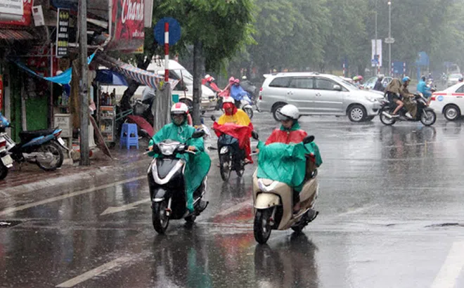Dự báo thời tiết ngày 19/10: Không khí lạnh tăng cường, Hà Nội trời mưa kèm gió lạnh