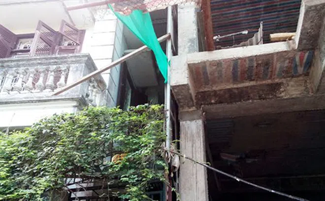 Xây nhà gây hư hại nhà bên cạnh có phải bồi thường?