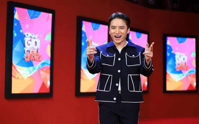 Bị nghi ngờ về giới tính, Phan Mạnh Quỳnh đính chính mình là "trai thẳng bình thường"