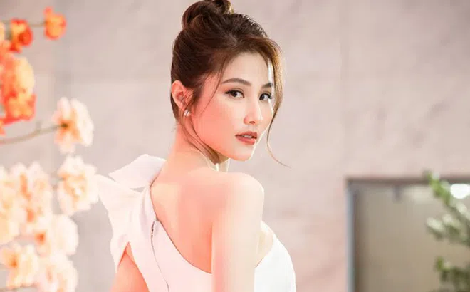 Diễm My 9X: “Tôi đã được truyền năng lượng tích cực trong thời khắc khó khăn nhất cuộc đời”